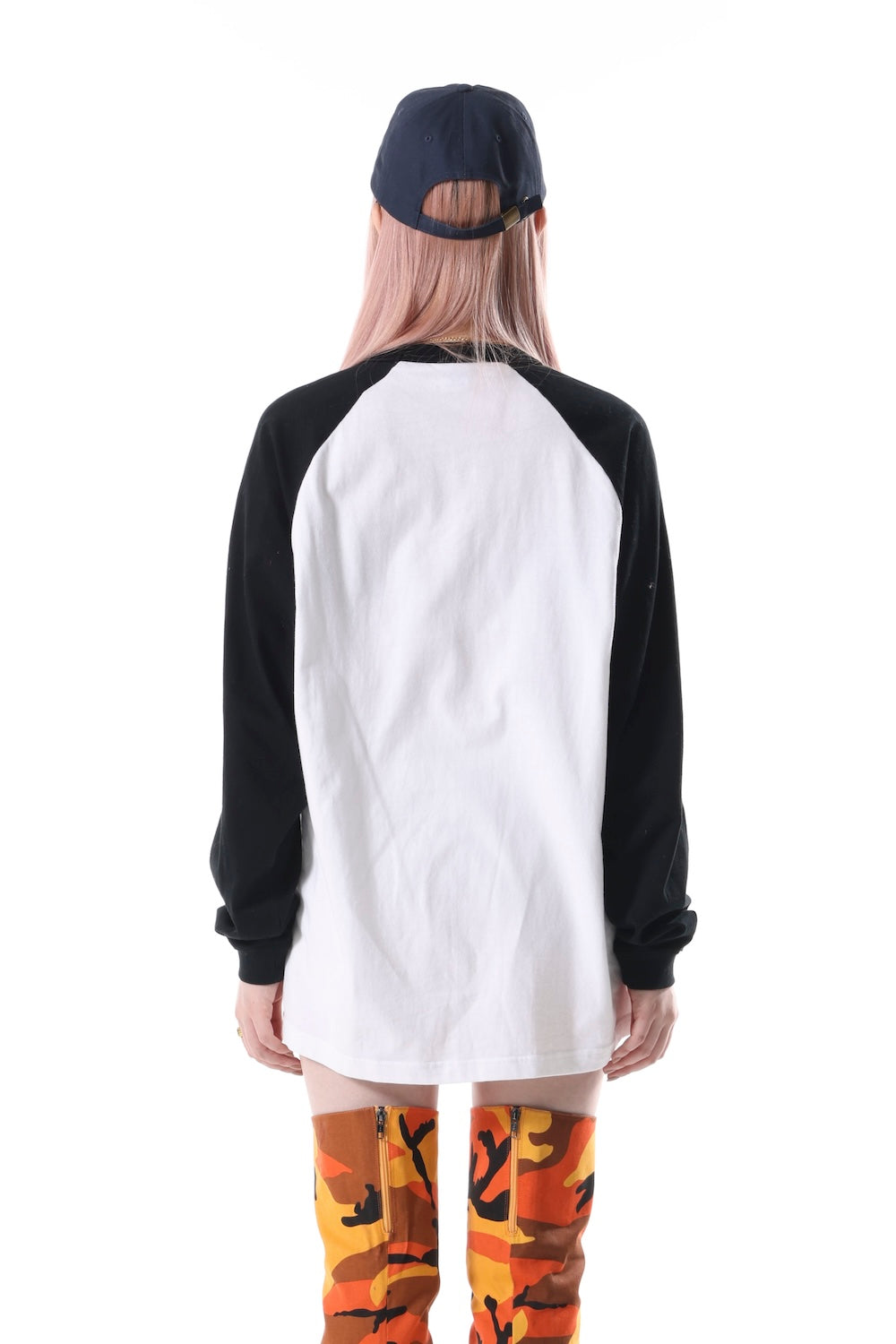 RAGLAN LONG SLEEVE TSHIRT